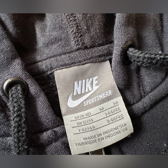 Nike full zip hoodie - Picture 3 of 6